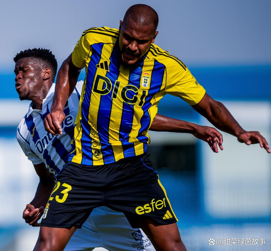 比利亚雷亚尔对帕纳辛纳科斯