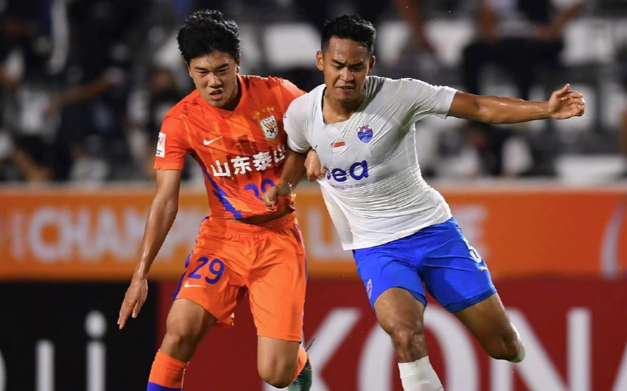 刚任团长手底下有个兵叫胡八一